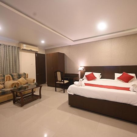 Hotel Bhagavath Gardens Chengannur Zewnętrze zdjęcie